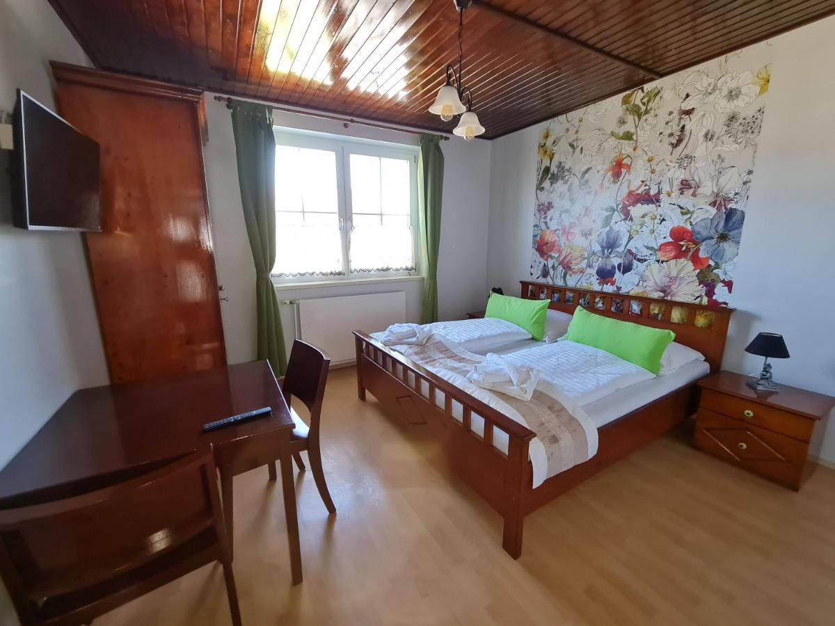 Vita Gasthof Rastenfeld Buitenkant foto